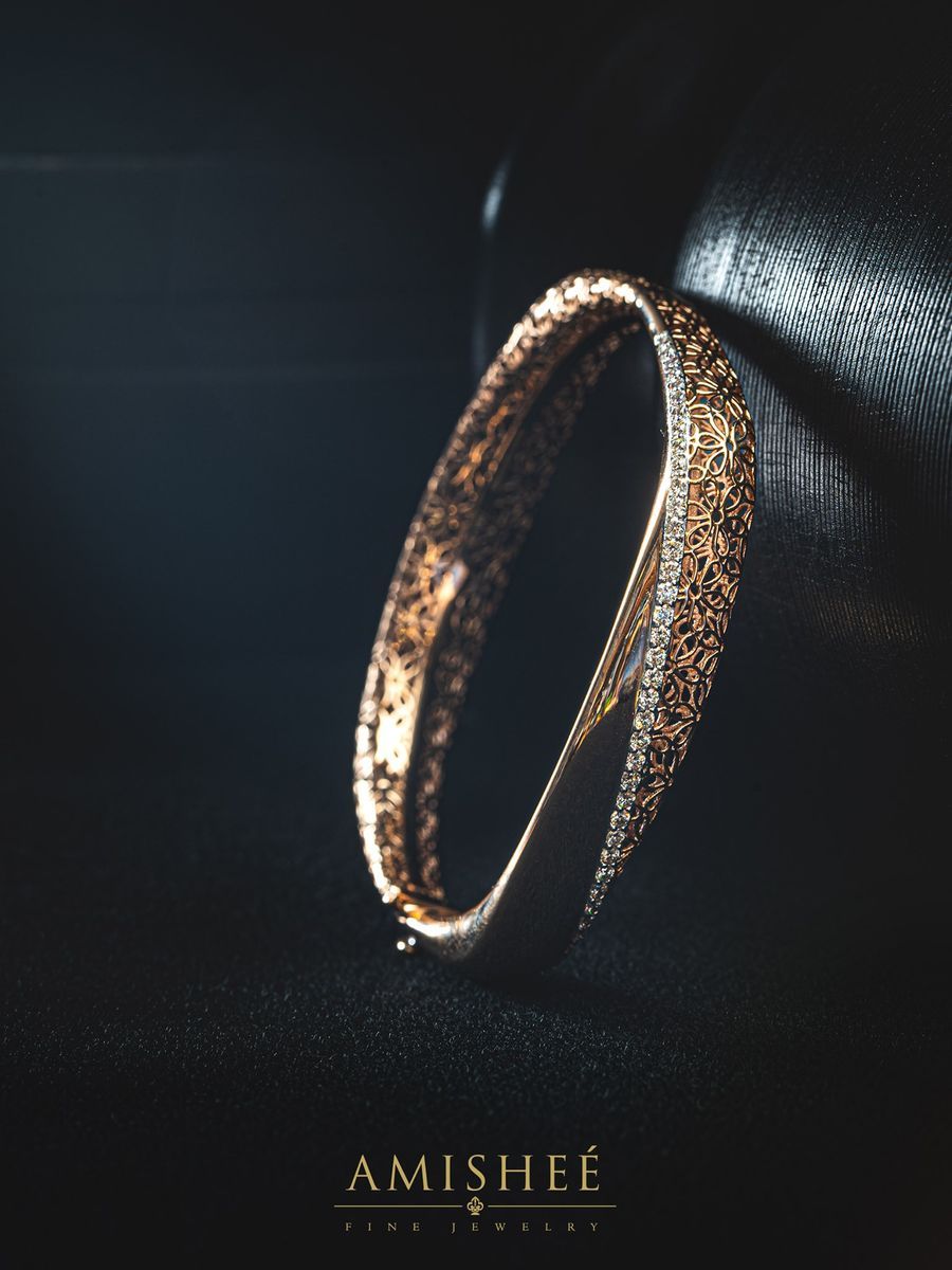Image of Gold Floral Bracelet with Diamonds