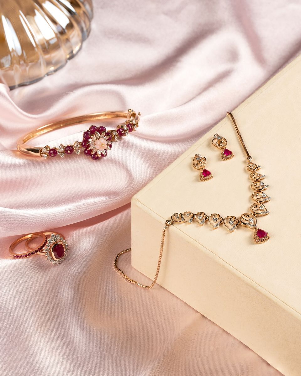 Image of Radiant Necklace, Earrings, Rings and Bracelet with Precious Stones