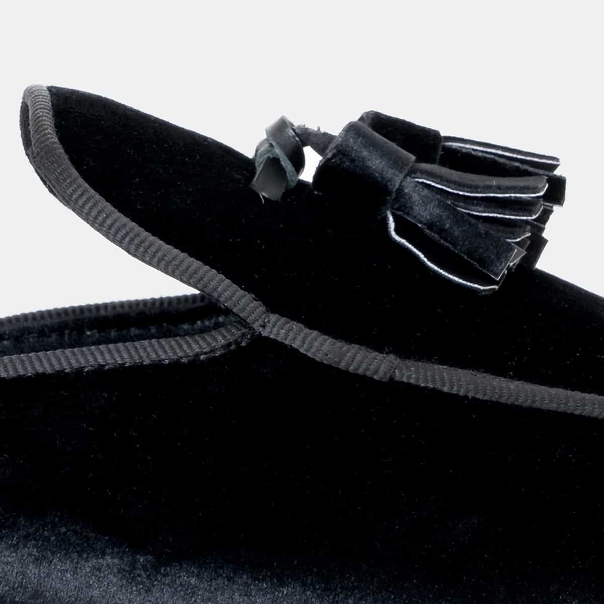 Tassel Velvet Slipper in Black Image