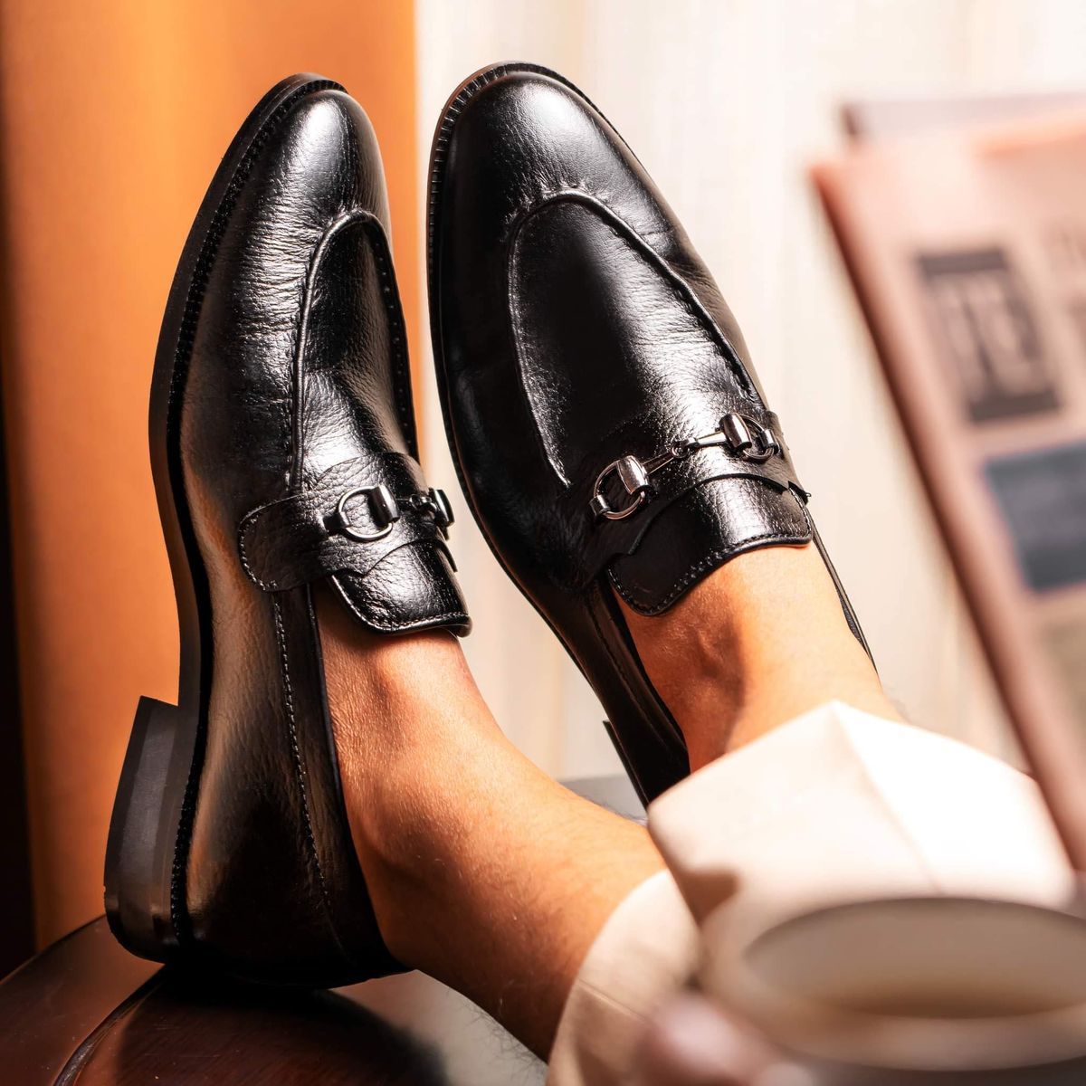 Black Horsebit Loafer in Grained Leather Image