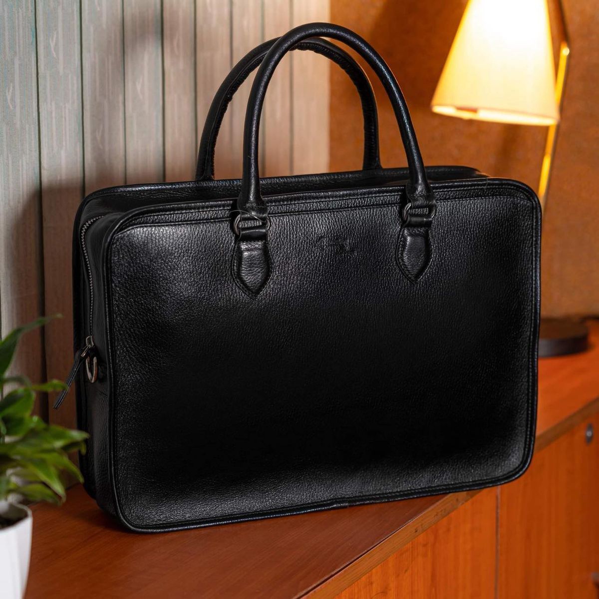 Black Executive Fashion Bag Image