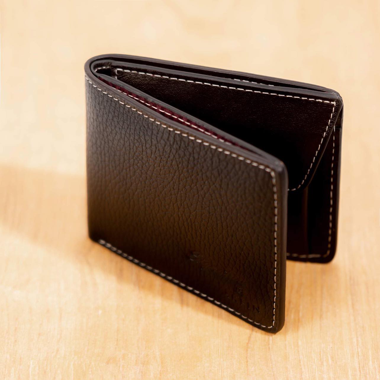 Black Grain Pocket Wallet Image