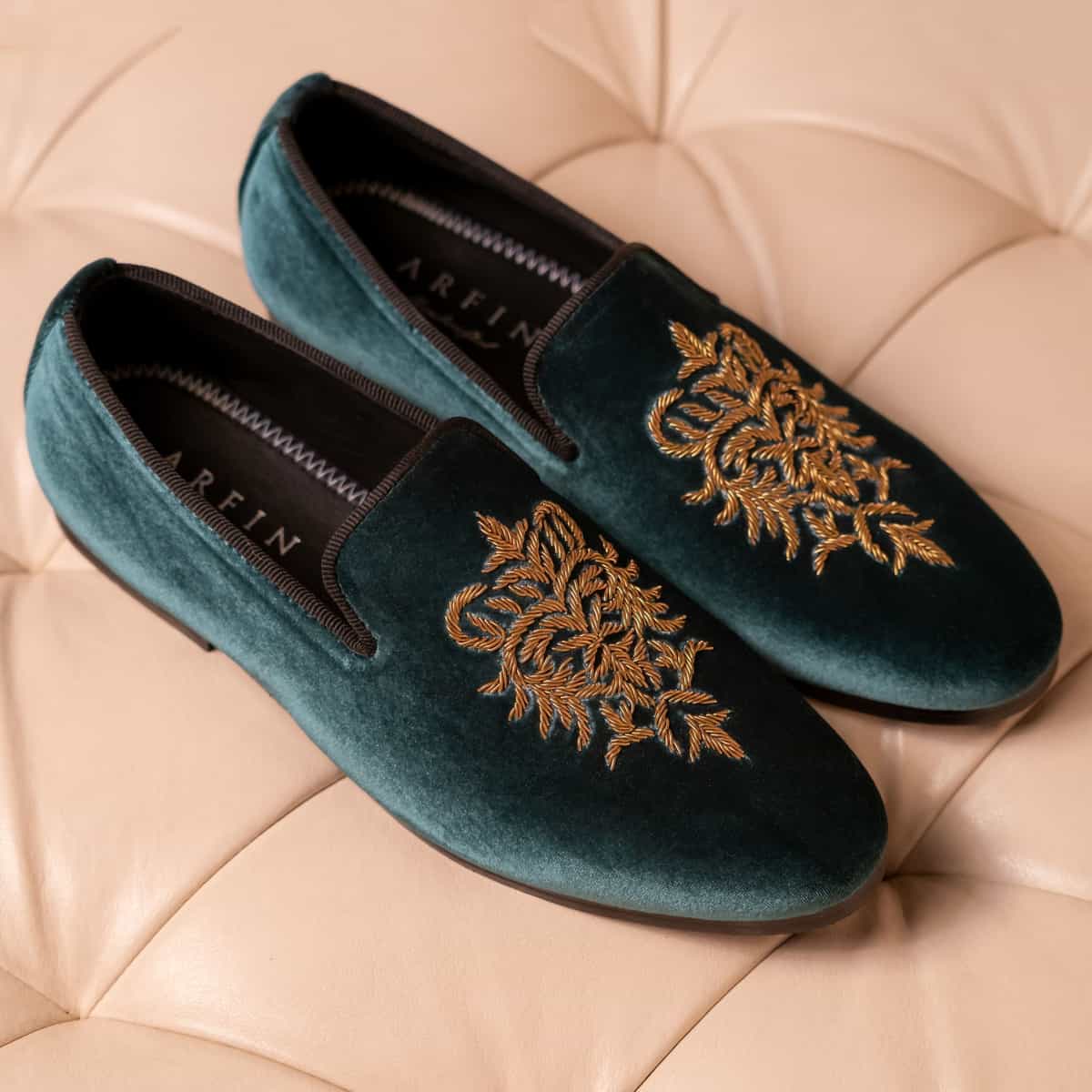 Turquoise Damask Slip-On Image