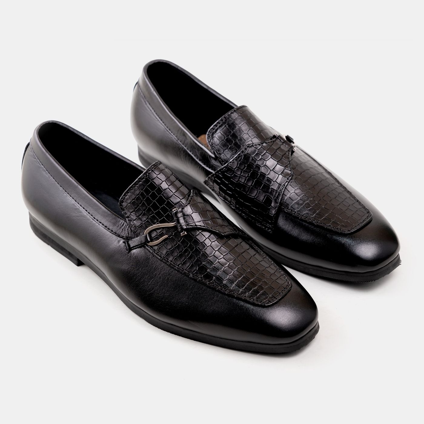 Croc Embossed Hook Loafers