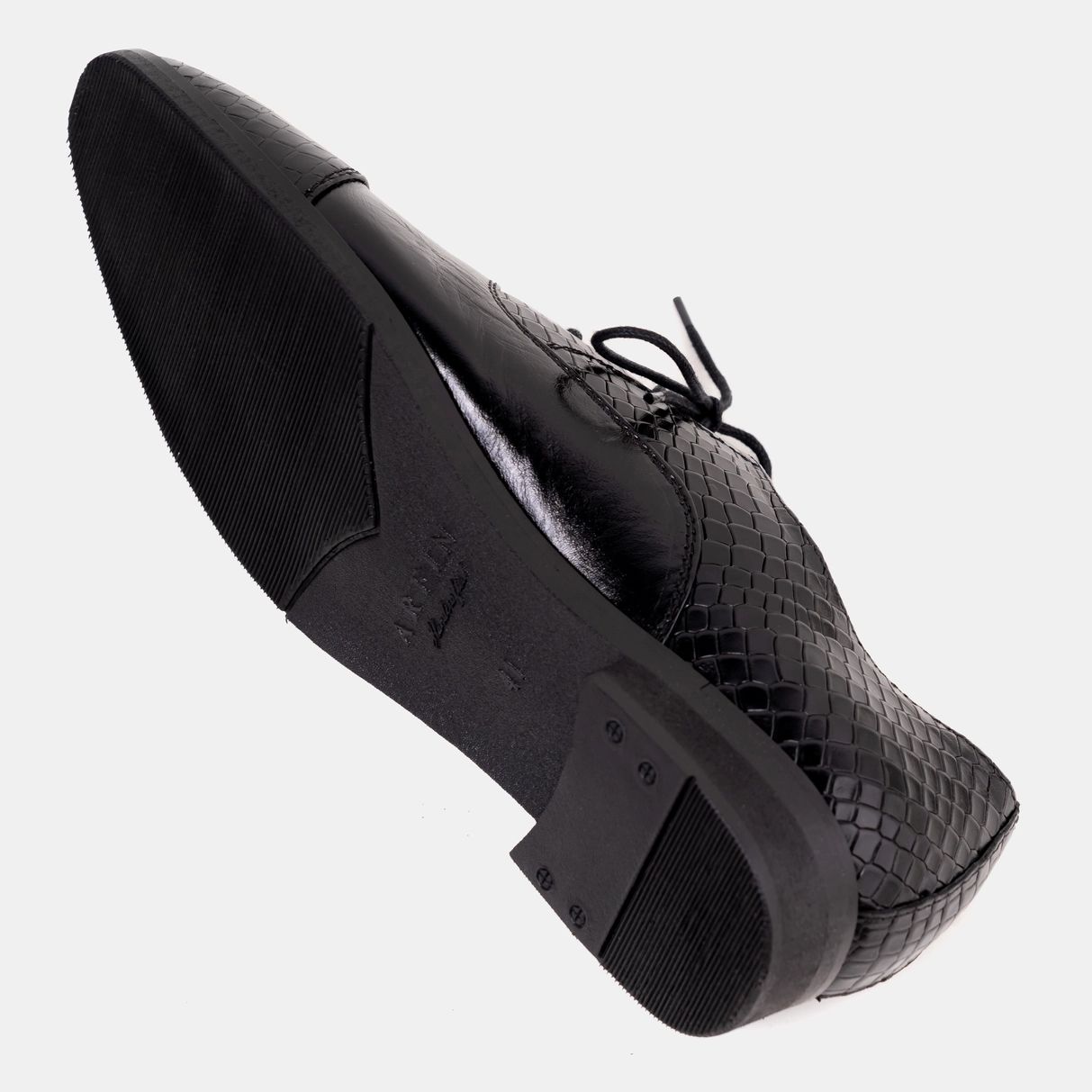 Embossed Oxford Lace-Up Black Image